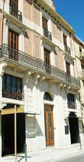 Mercer Casa Torner I Gueell Vilafranca del Penedes 4*,